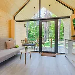 Bursztynowo Osrodek Wczasowy Lodge *