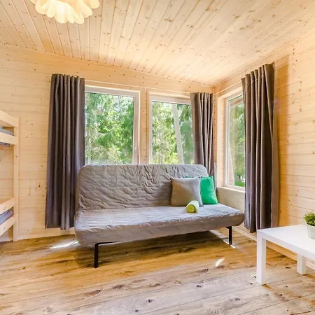 Bursztynowo Osrodek Wczasowy شتوتوفو