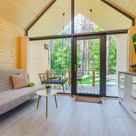 Bursztynowo Osrodek Wczasowy بيت خشبي *