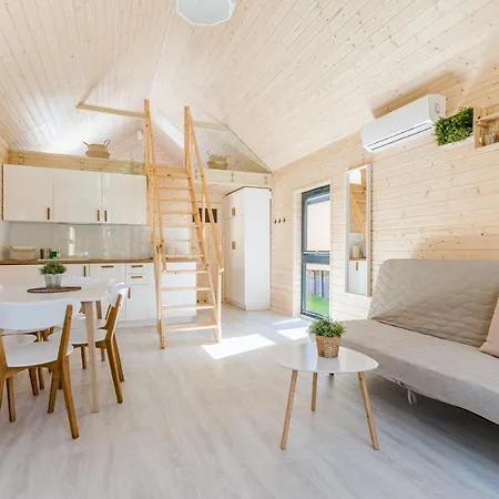 Bursztynowo Osrodek Wczasowy * شتوتوفو