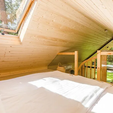 Bursztynowo Osrodek Wczasowy *