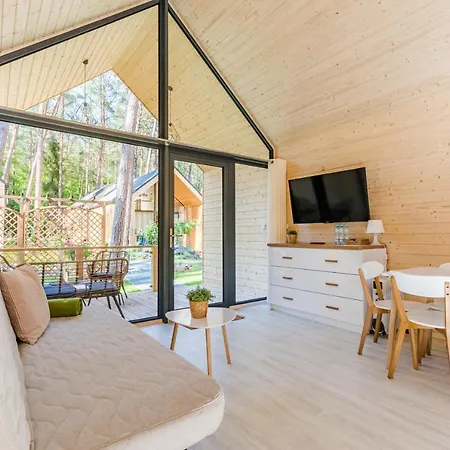 Bursztynowo Osrodek Wczasowy *