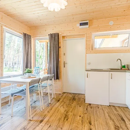 Lodge Bursztynowo Osrodek Wczasowy *