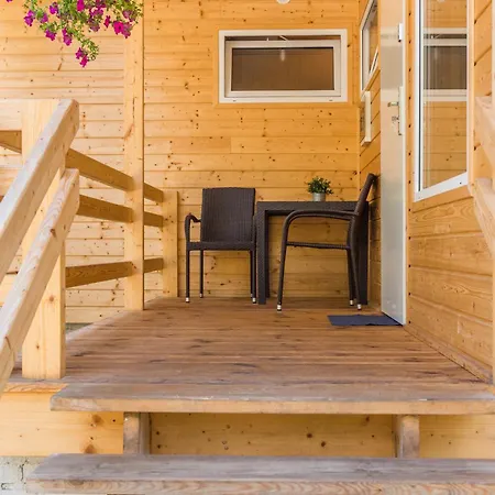 Bursztynowo Osrodek Wczasowy شتوتوفو