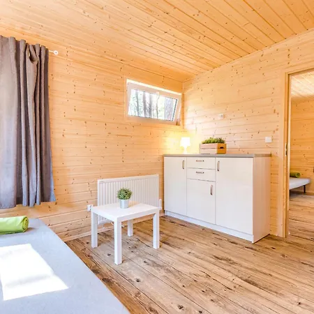 Lodge Bursztynowo Osrodek Wczasowy *