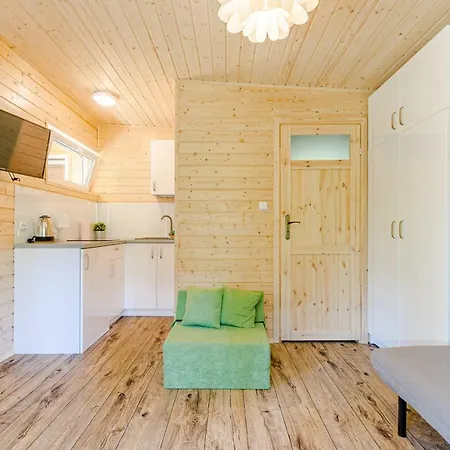 بيت خشبي Bursztynowo Osrodek Wczasowy شتوتوفو