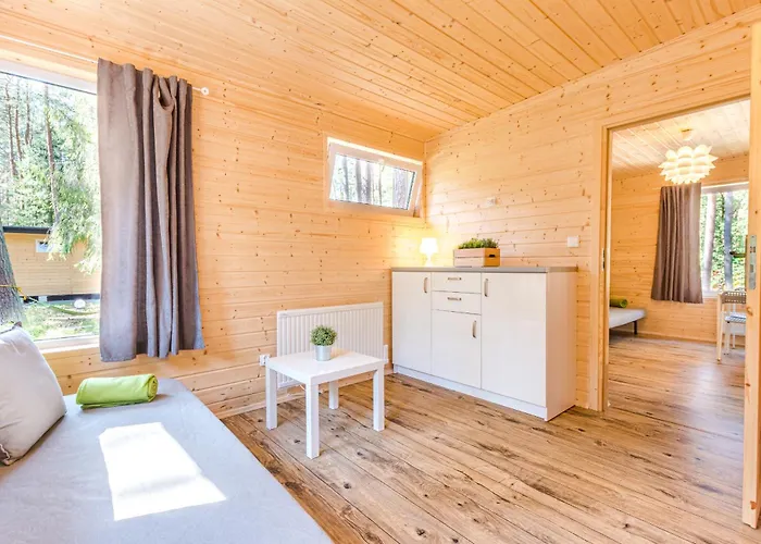 Domek letniskowy Bursztynowo *