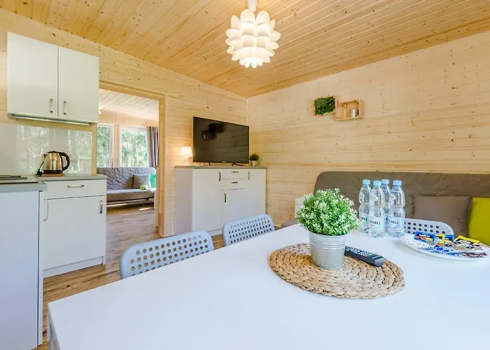 Domek letniskowy Bursztynowo *